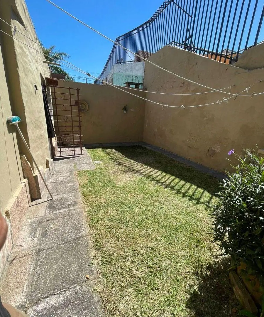 Casa en venta – 3 dormitorios con cochera | A metros de B° General Paz 5