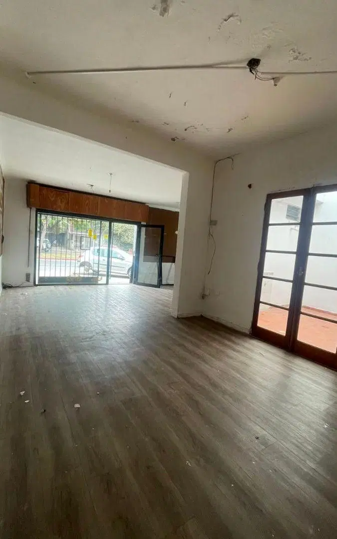 LOCAL COMERCIAL SOBRE AV. ALEM | 80 M² | SIN EXPENSAS | ALTA EXPOSICIÓN COMERCIAL 4