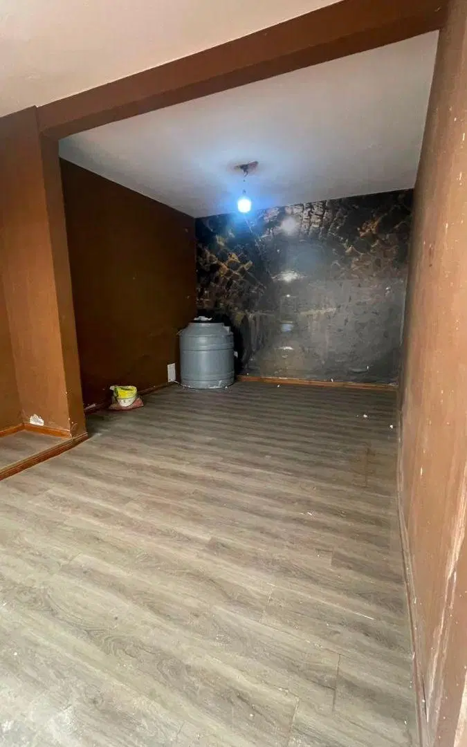 LOCAL COMERCIAL SOBRE AV. ALEM | 80 M² | SIN EXPENSAS | ALTA EXPOSICIÓN COMERCIAL 3