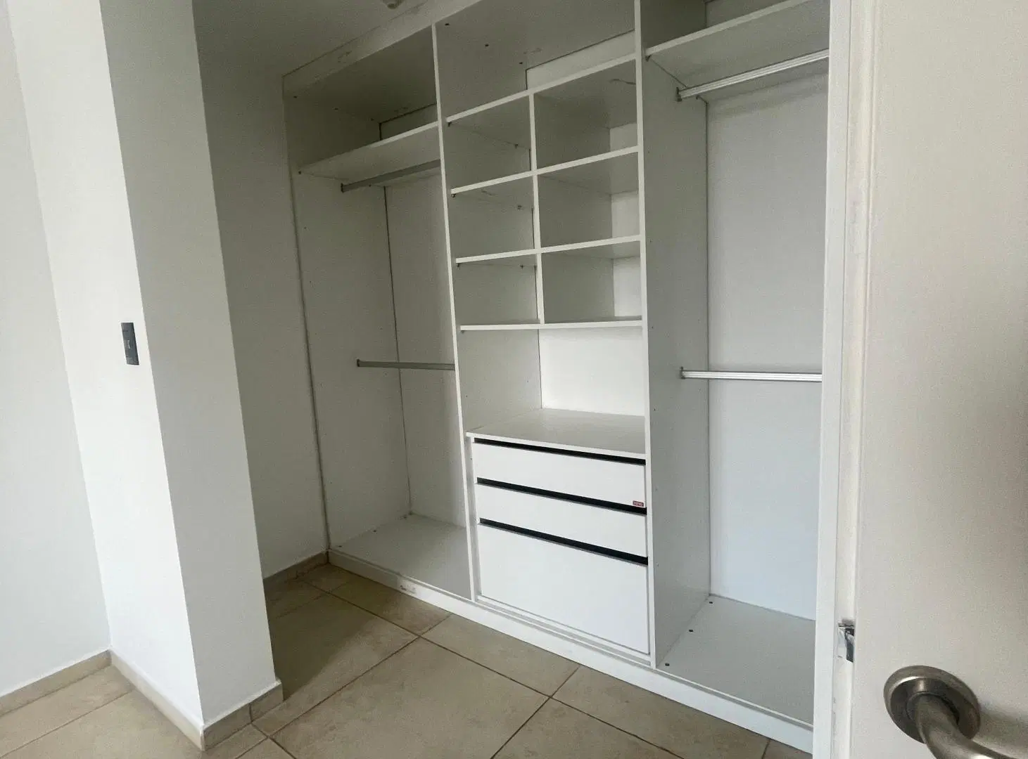 ALQUILO HERMOSO DEPARTAMENTO ALBERDI MAESTRO VIDAL 709 1