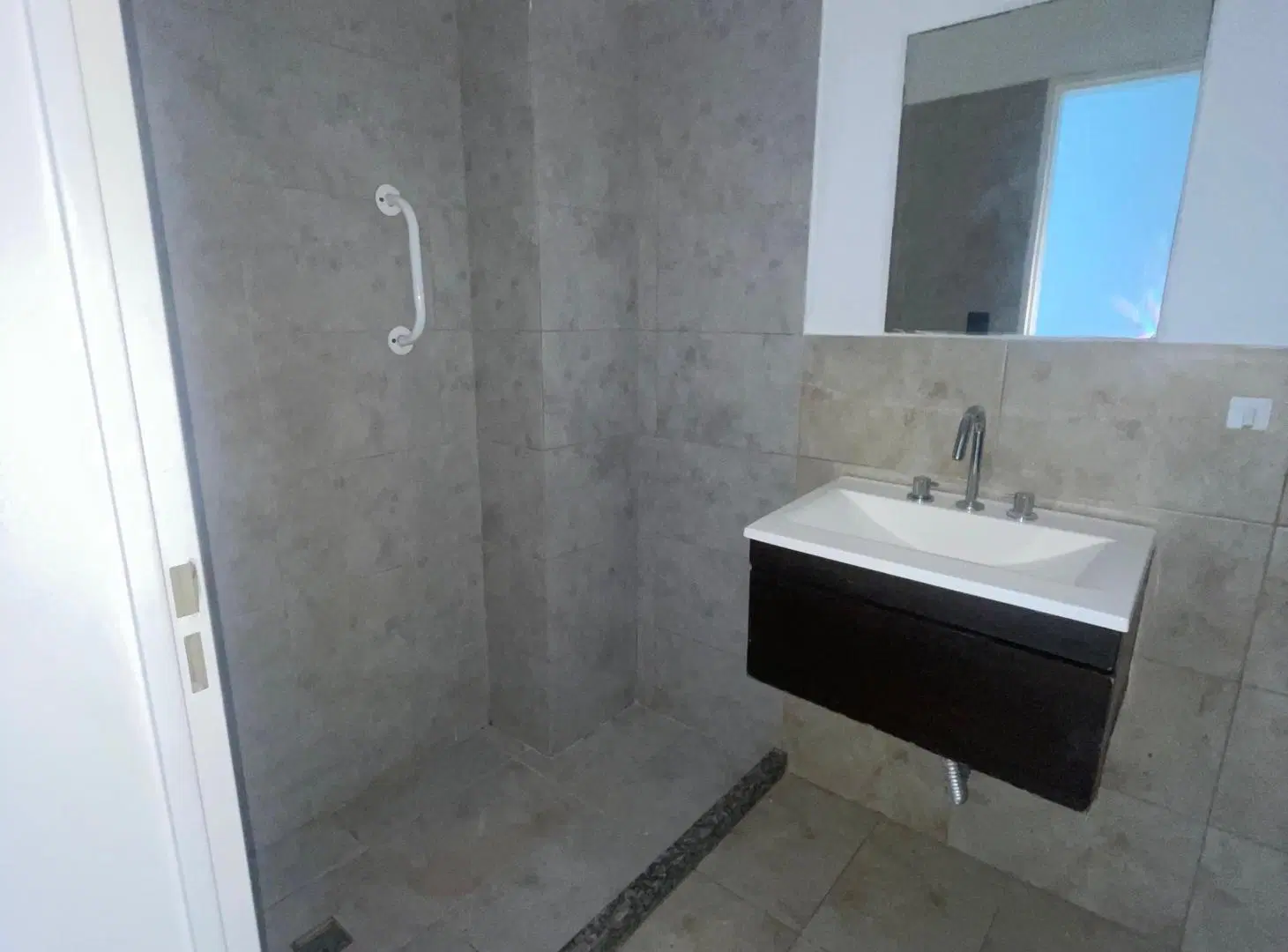 ALQUILO HERMOSO DEPARTAMENTO ALBERDI MAESTRO VIDAL 709 3