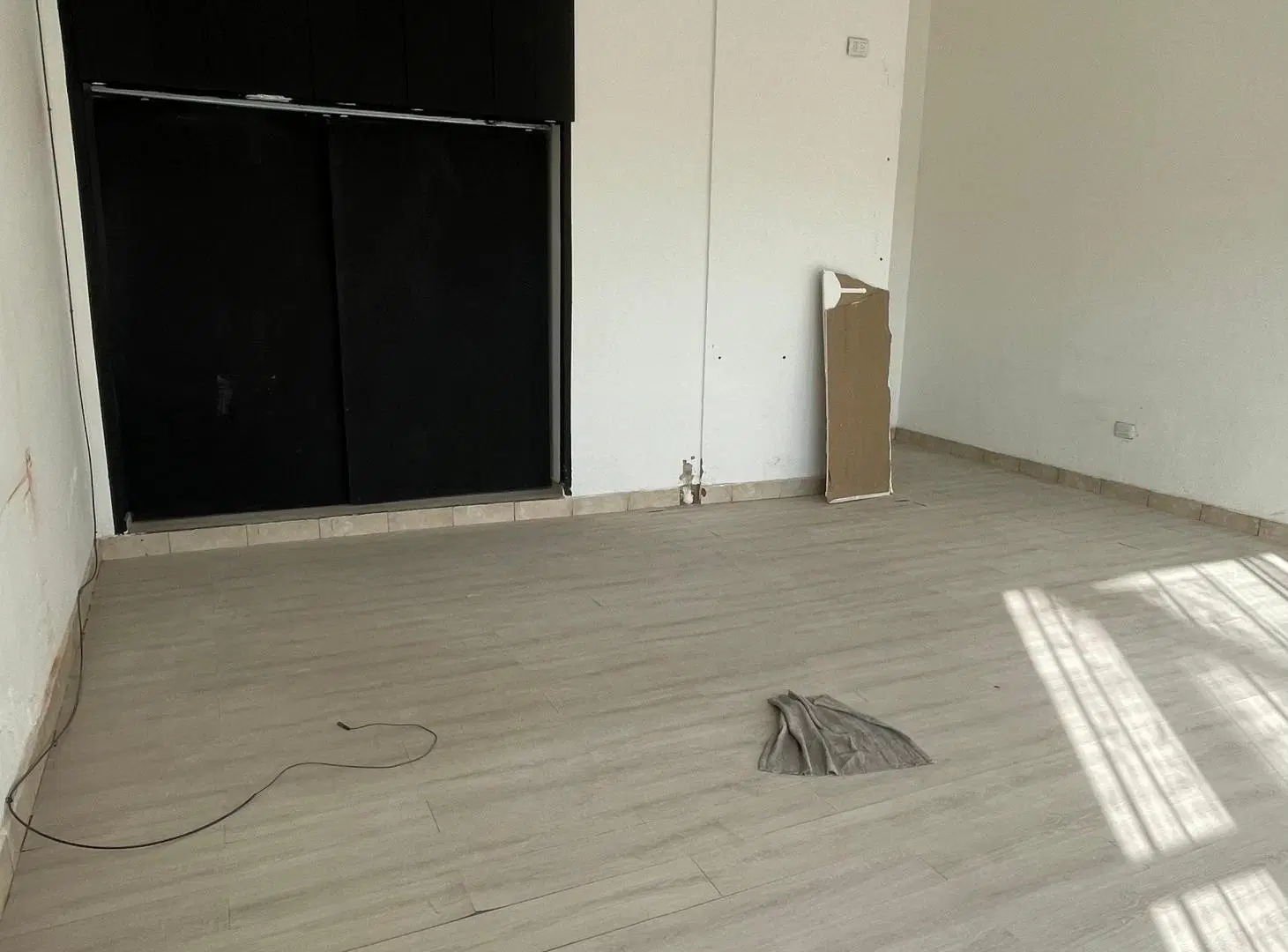 ALQUILO LOCAL COMERCIAL SOBRE AVENIDA SANTA ANA 1600 4