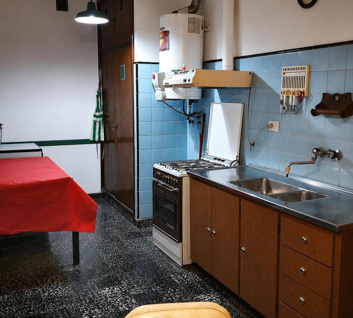 Foto de Alquiler casa a 4 cuadras del Patio Olmos - 2 dormitorios + escritorio, imagen 3