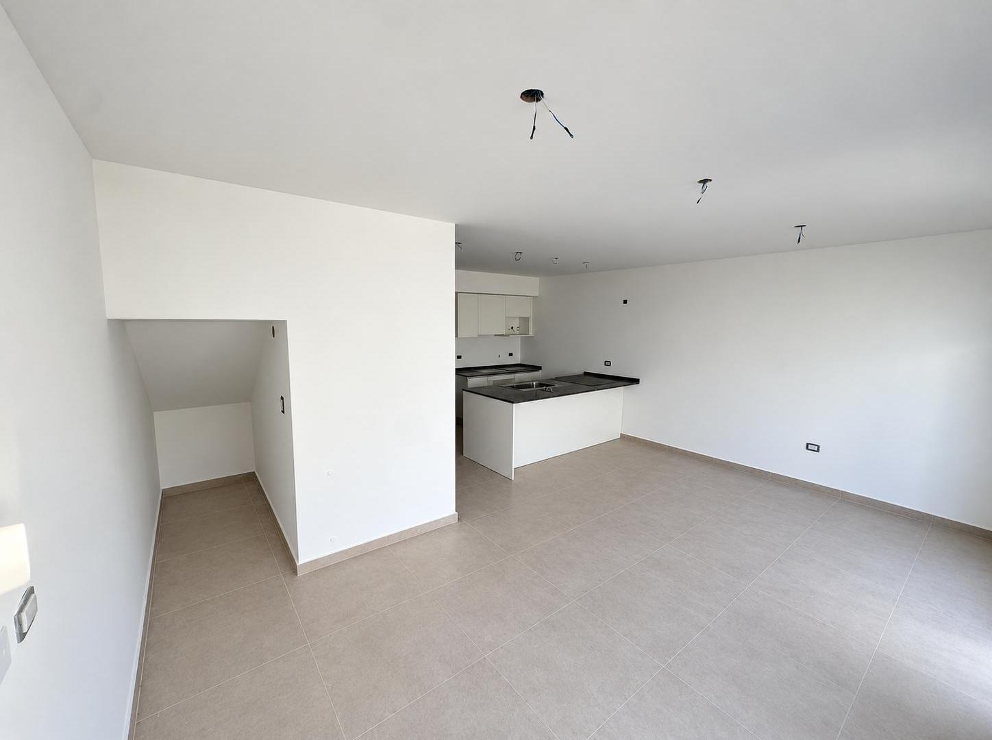 Foto de Venta Duplex en Barrio Urca - 2 dorm, imagen 5