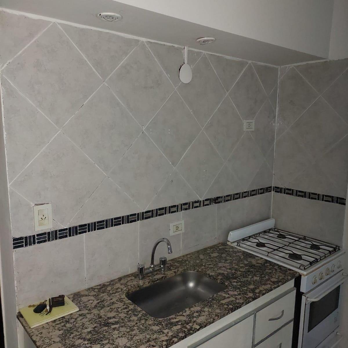 Venta - Departamento Sobre Av San Martín a Pocas Cuadras del Centro 3