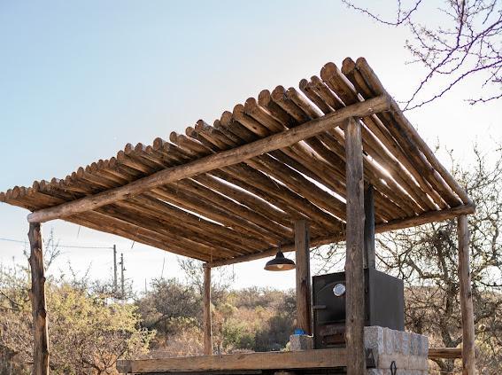 Oportunidad - Complejo en Potrero de Garay 5