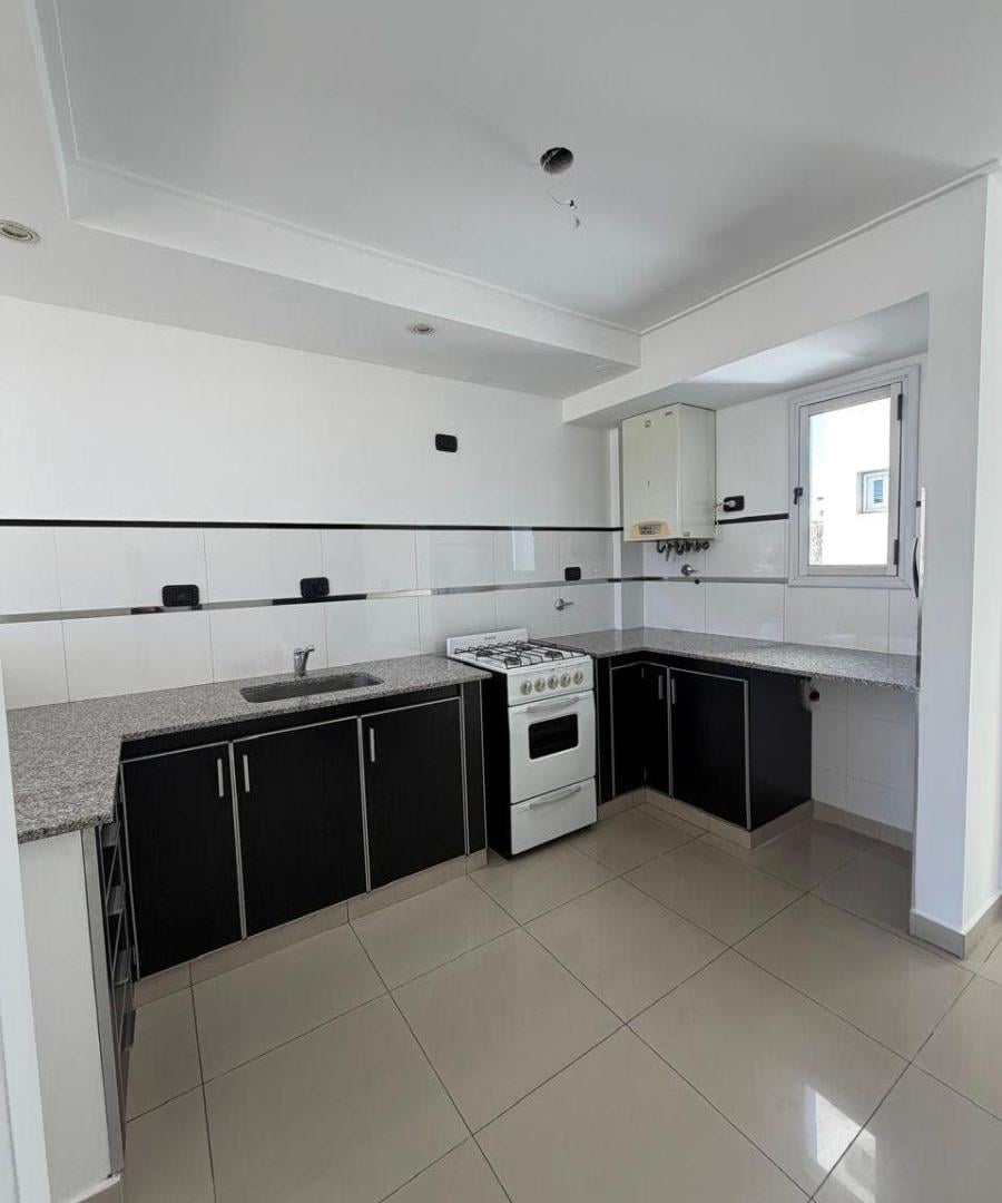 Foto de Departamento de 60 m² construidos con 2 habitaciones en alquiler cerca, imagen 4