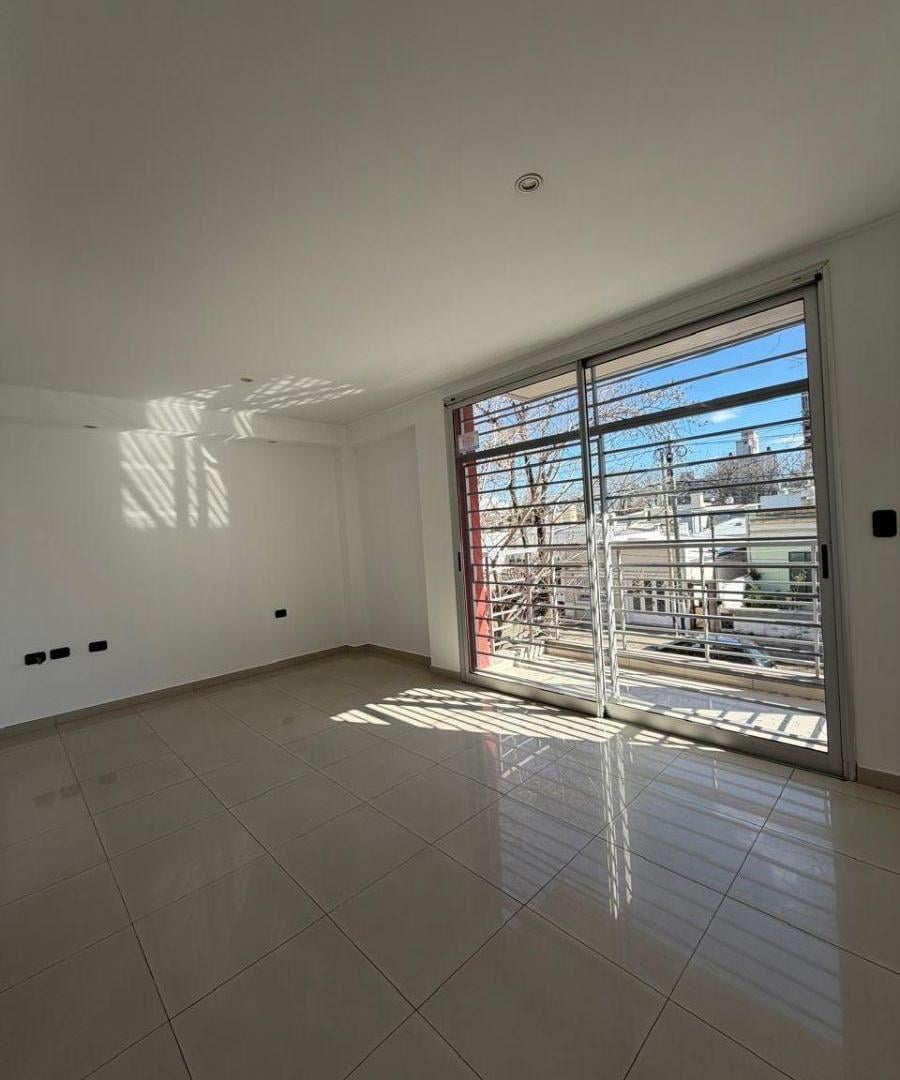 Foto de Departamento de 60 m² construidos con 2 habitaciones en alquiler cerca, imagen 2