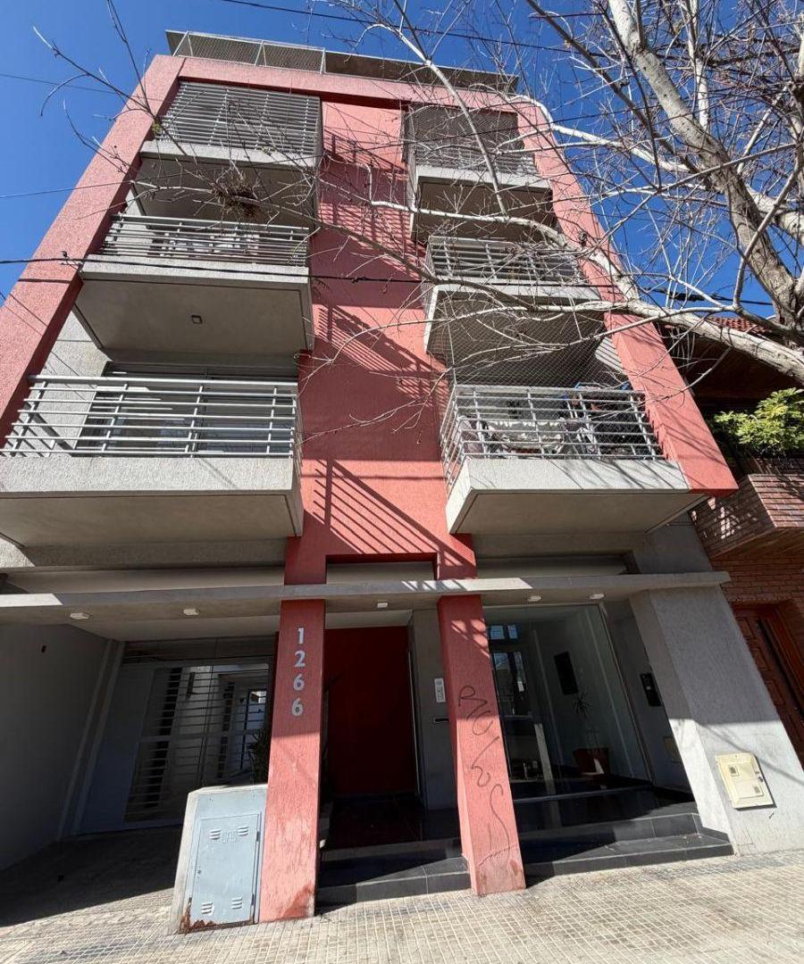 Foto de Departamento de 60 m² construidos con 2 habitaciones en alquiler cerca, imagen 1