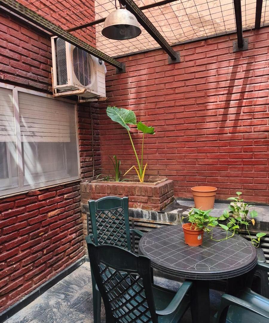 Piso en Barracas con cochera