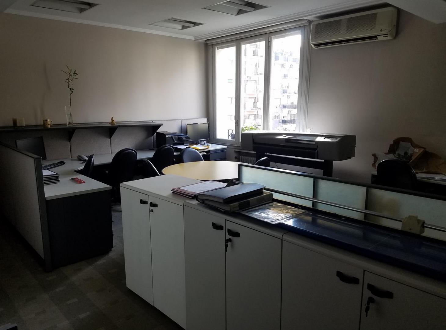 Foto de VENTA - departamento 3 Ambientes - Av Martin Garcia y Defensa, imagen 2