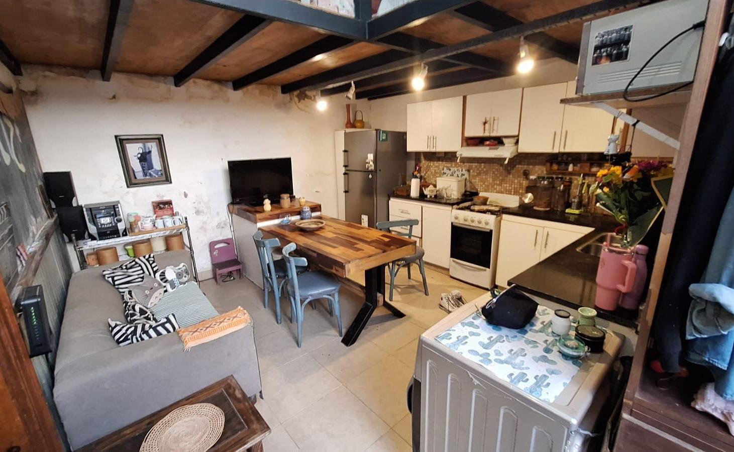 Foto de PH en Barracas Al Sur - Remodelado - Oportunidad de Inversión, imagen 2