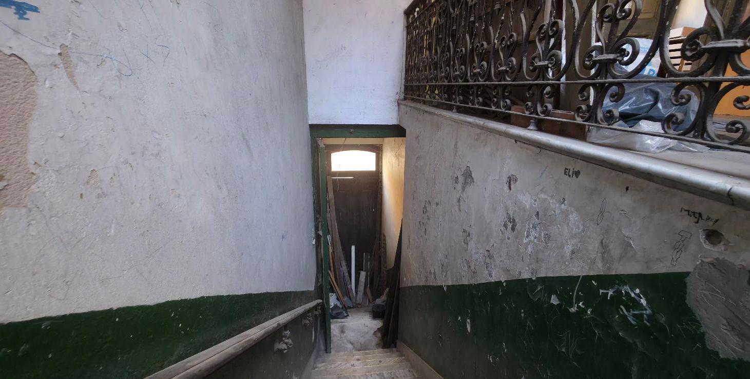 PH para restaurar en San Telmo - entrada independiente