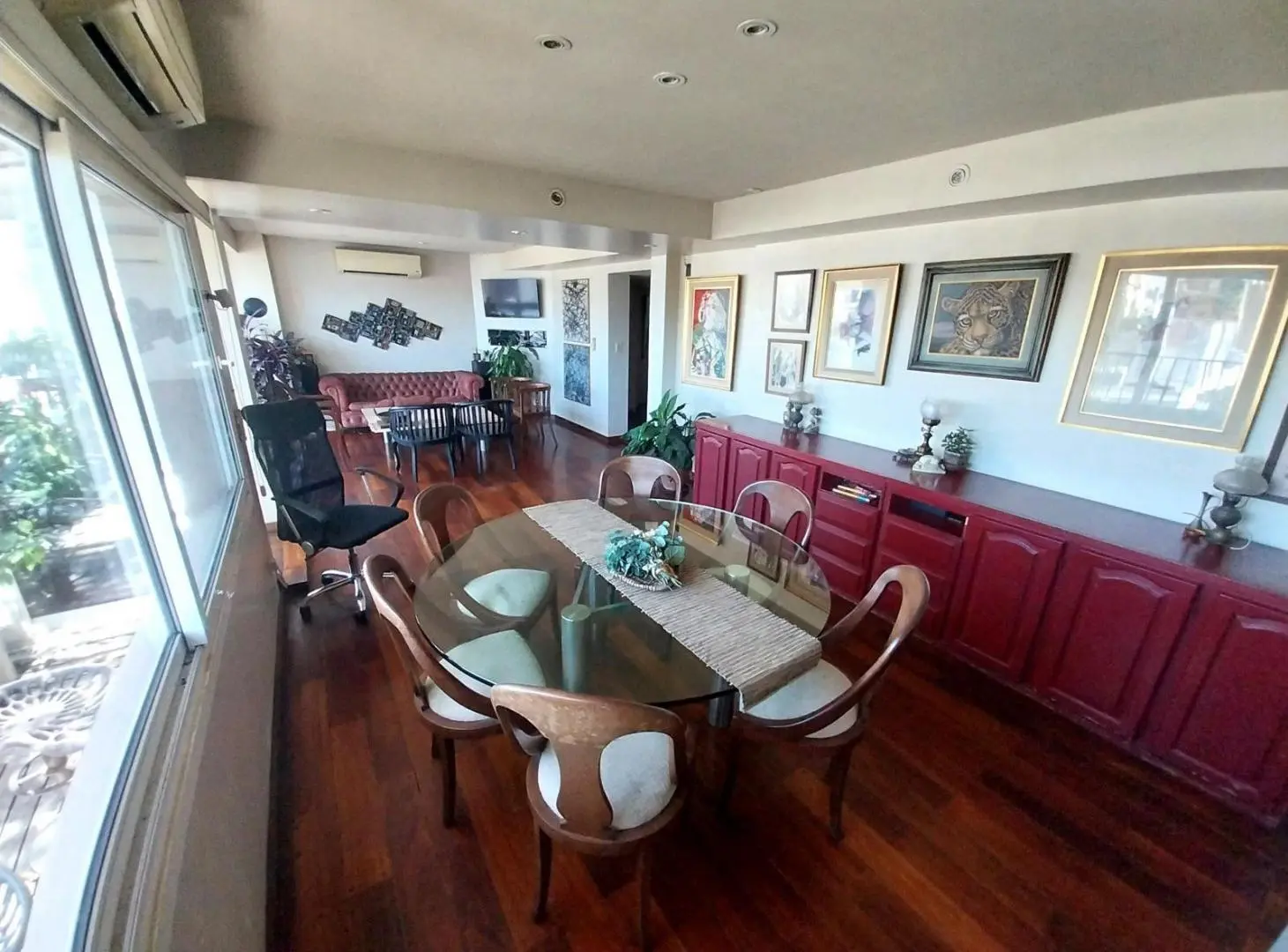 Semipiso con balcón terraza - esquina Av. Martin Garcia 5