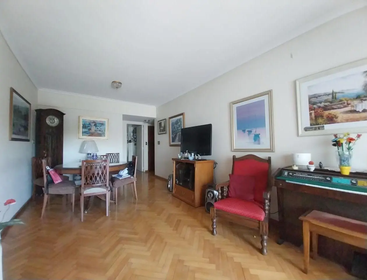 Departamento en Av. Montes de Oca con cochera - Barracas 3