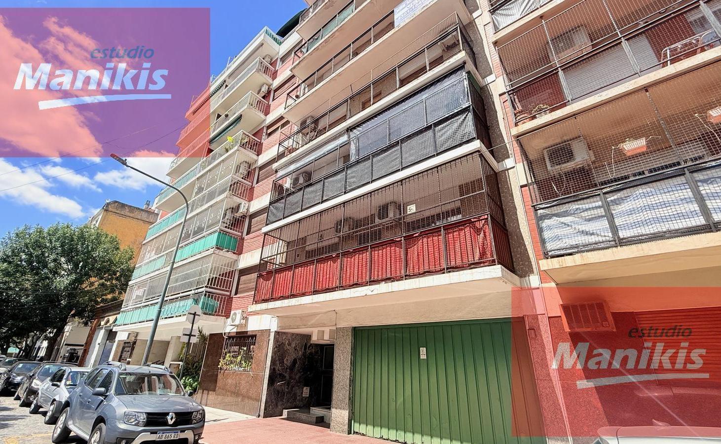 Monoambiente con balcón terraza en Barracas