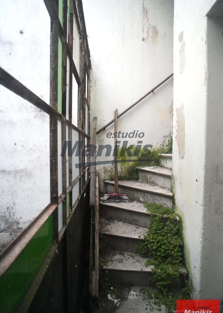 Foto de Local en Av. Montes de Oca - 400 m2, imagen 2