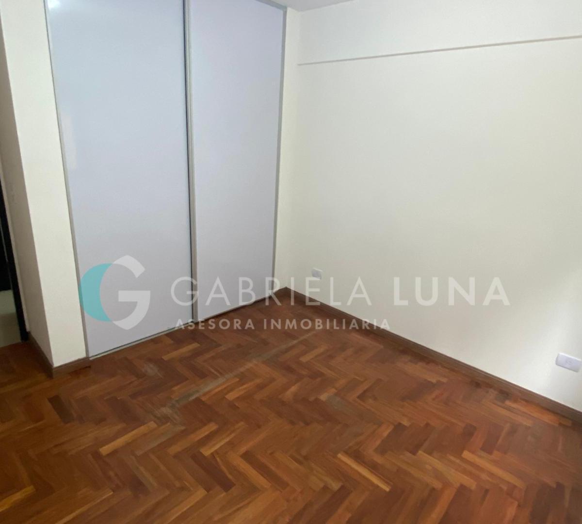 Foto de VENTA 2 AMBIENTES - CON PATIO SUPER AMPLIO - BARRACAS CRISTAL, imagen 4
