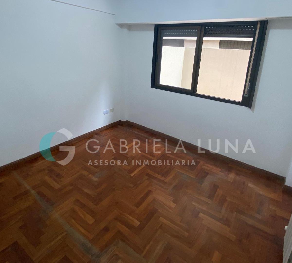 VENTA 2 AMBIENTES - CON PATIO SUPER AMPLIO - BARRACAS CRISTAL