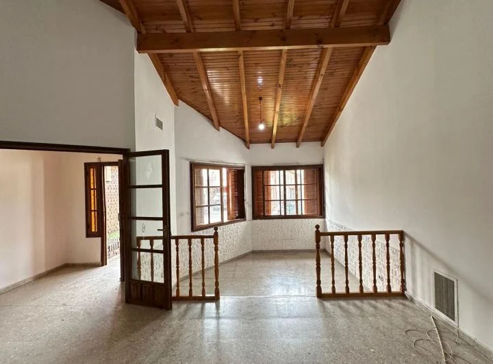 Alquiler casa amplia en Santa Genoveva 3