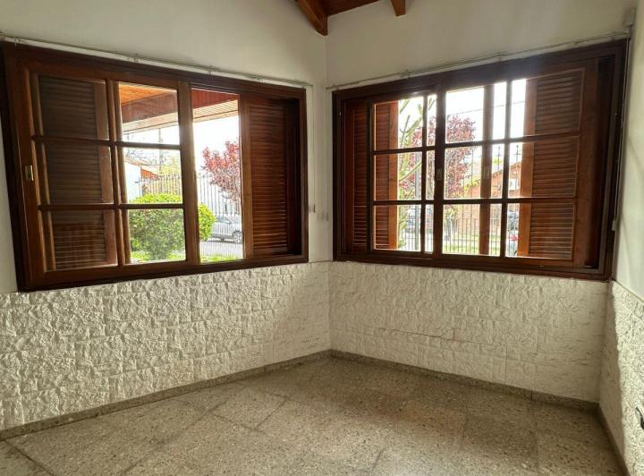 Alquiler casa amplia en Santa Genoveva 5