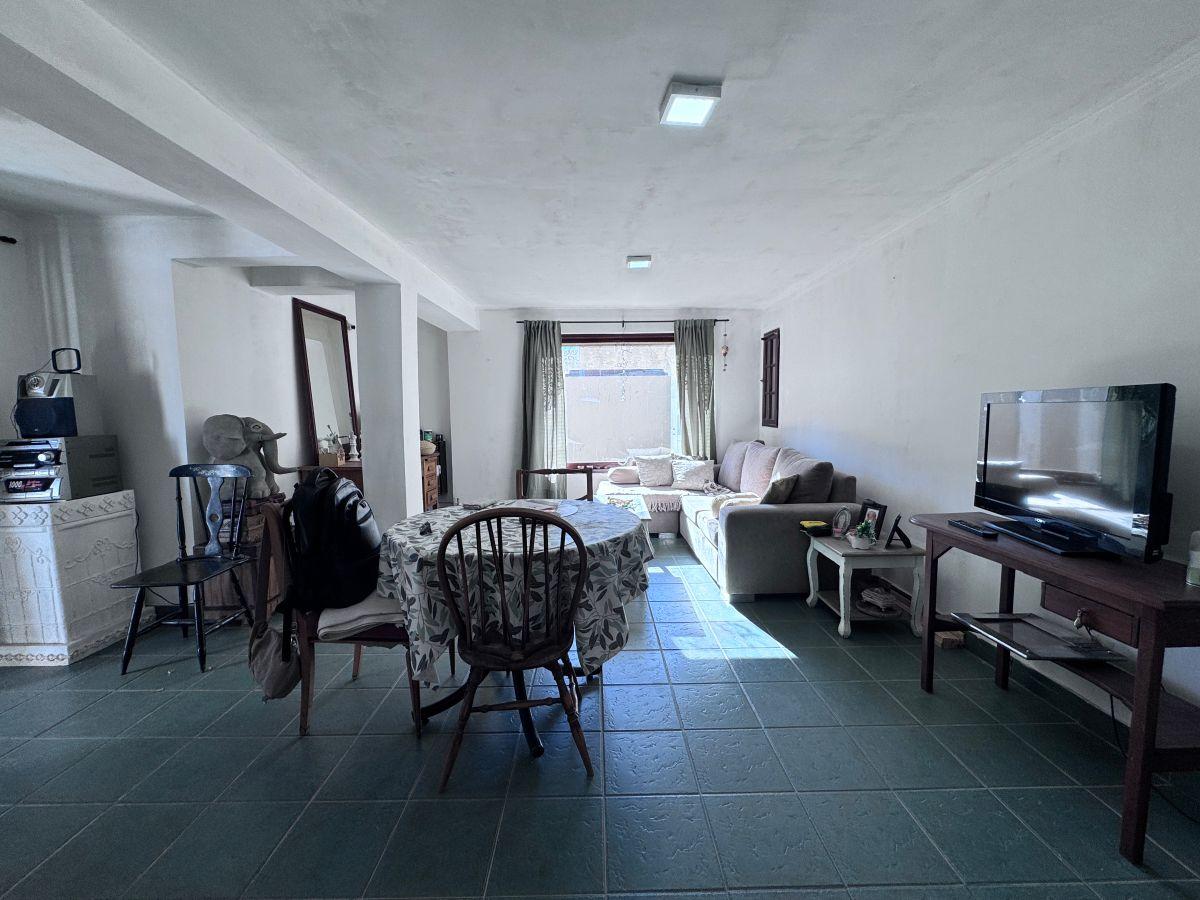 VENTA DUPLEX DOS DORMITORIOS, QUINCHO PARRILLA / LOCAL CON GABINETE