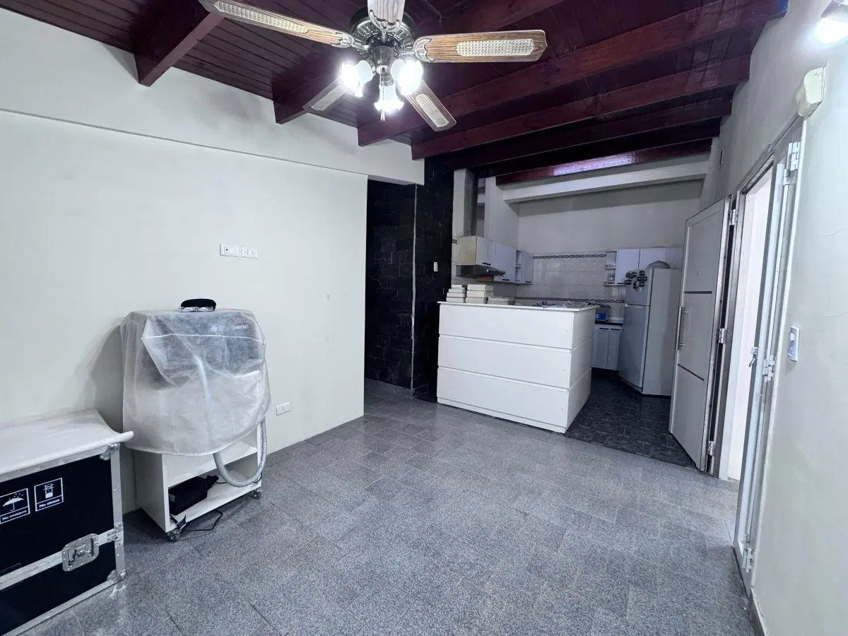 VENTA DUPLEX DOS DORMITORIOS, QUINCHO PARRILLA / LOCAL CON GABINETE 2