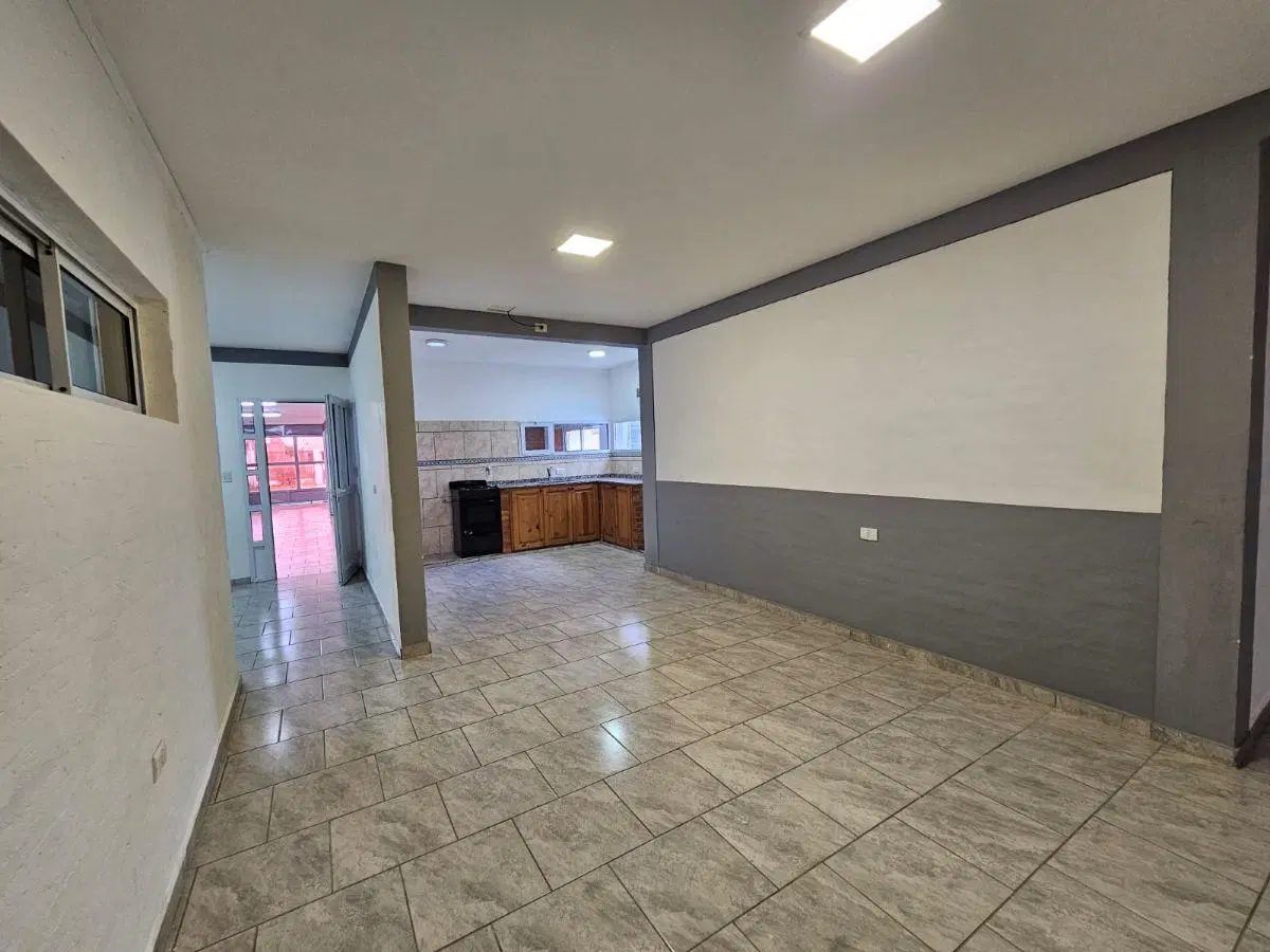 ALQUILER DE CASA 3