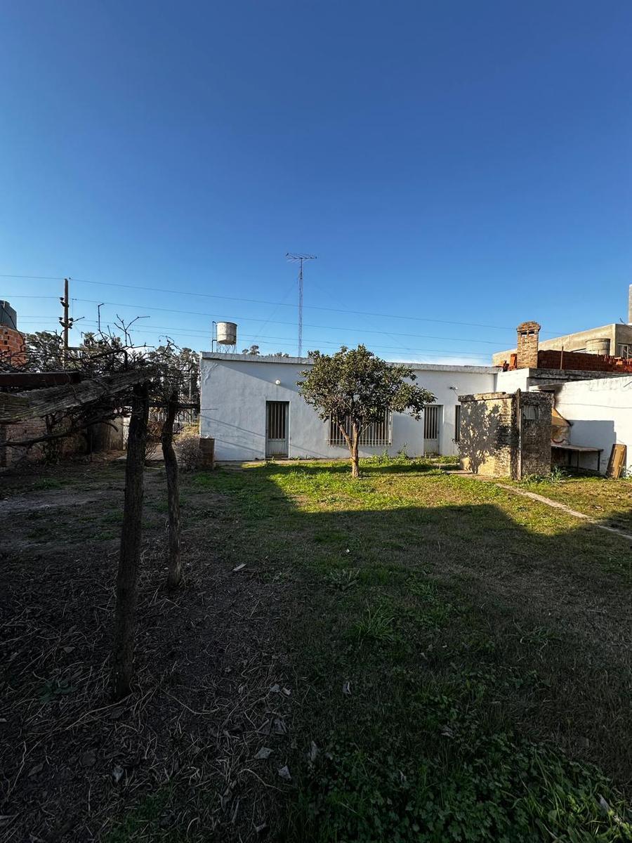 Amplia Casa en Venta, Fighiera! 2