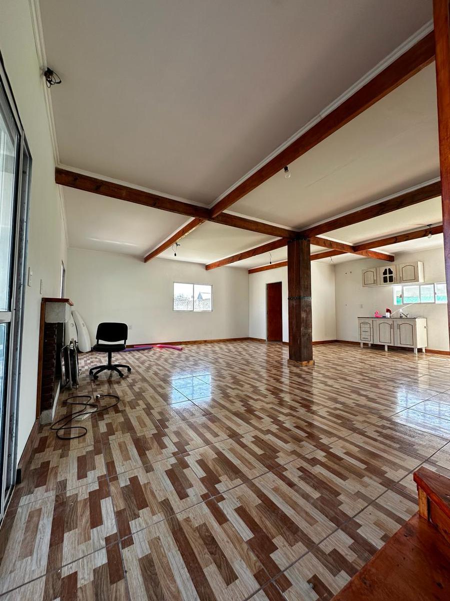 Amplia Casa en Pueblo Esther a Estrenar en Venta! 4
