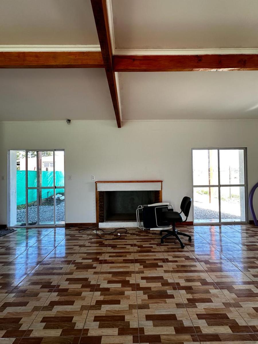 Amplia Casa en Pueblo Esther a Estrenar en Venta! 3