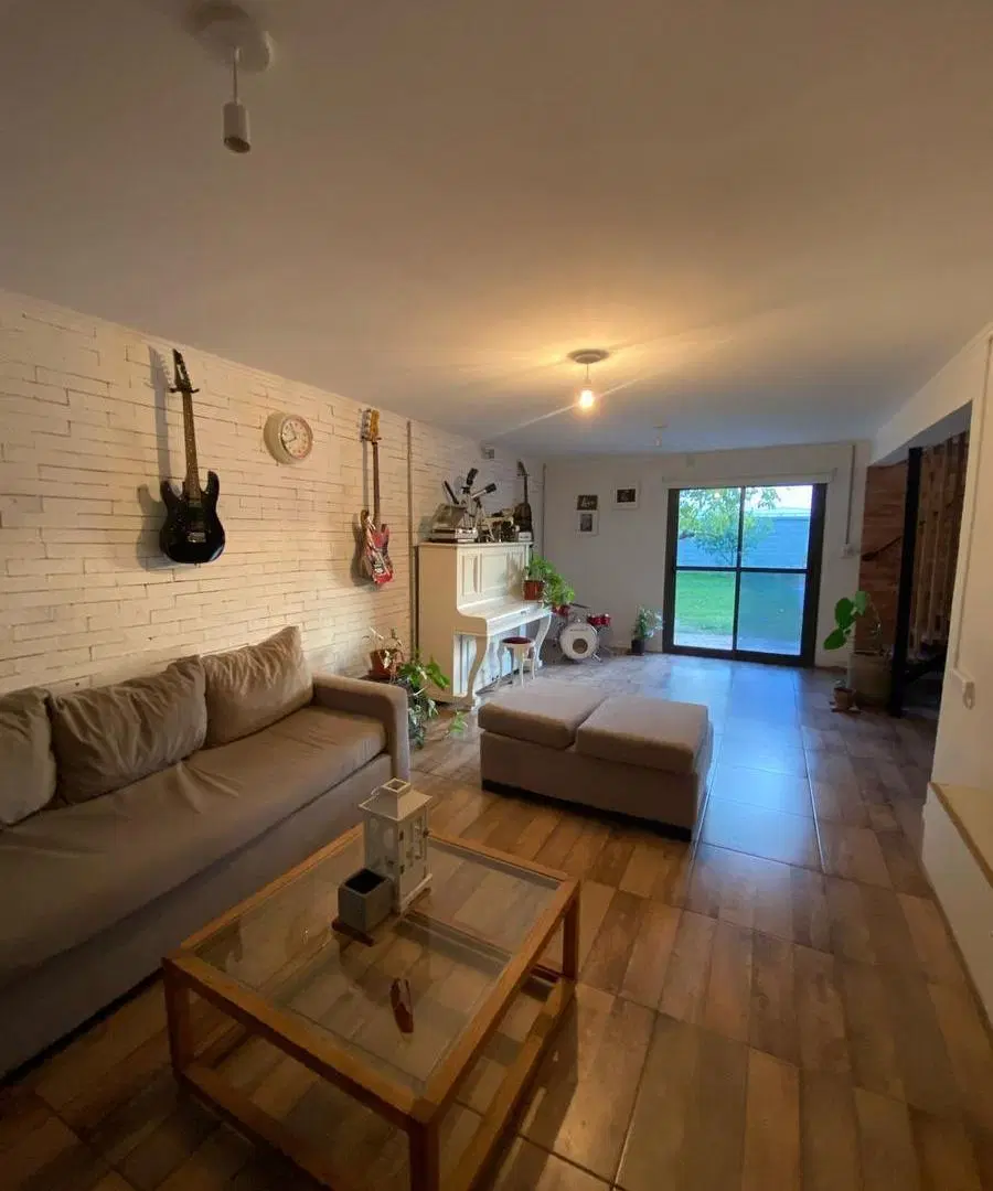 Casa en venta APTO CREDITO en Colonia Caroya 2