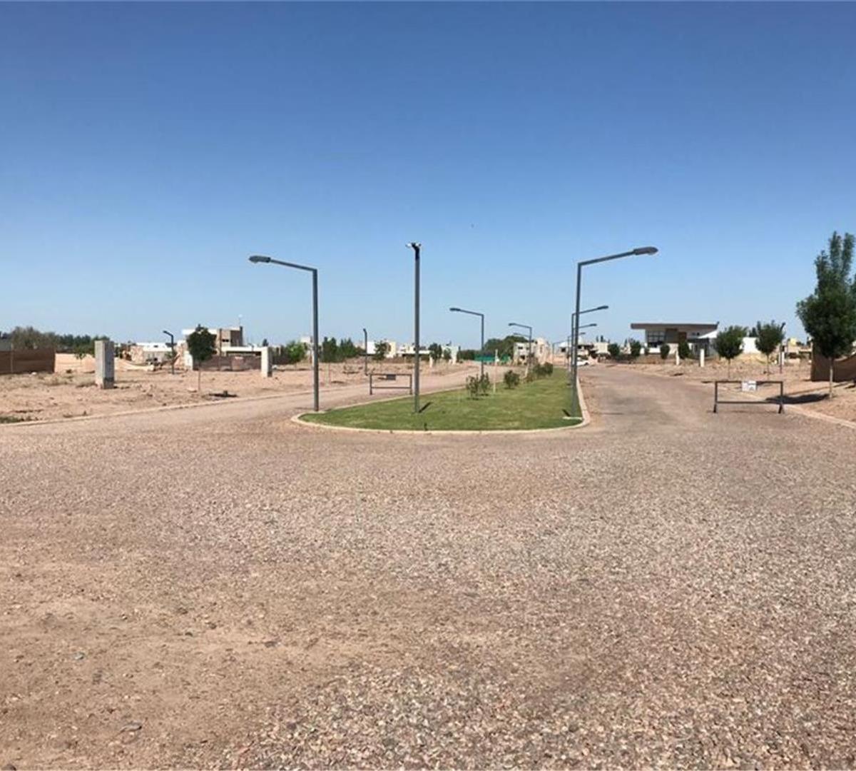 Gran Oportunidad - Barrio Privado Lomas de Russell 1