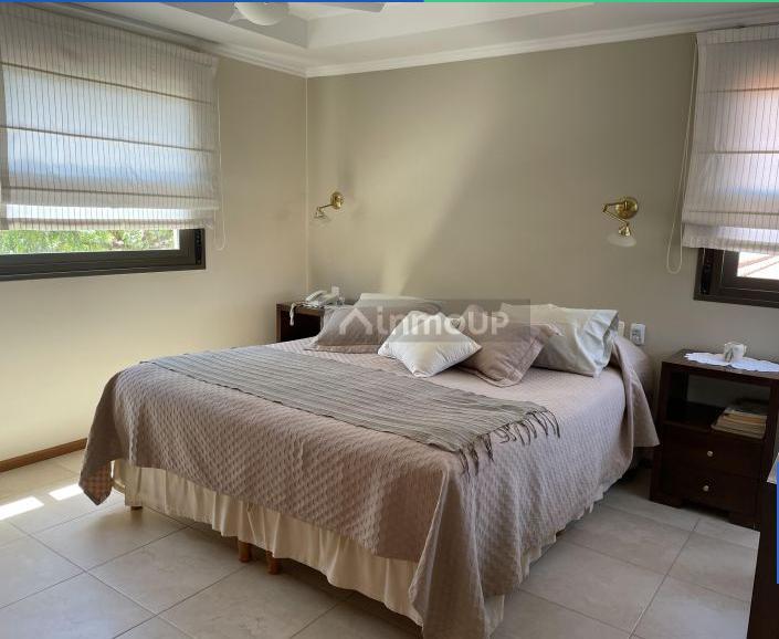 Hermosa Casa en El Dalvian 3