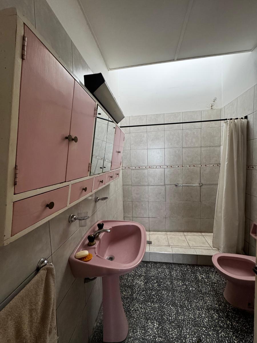 Venta Casa en Sarmiento 1500 Las Heras 1