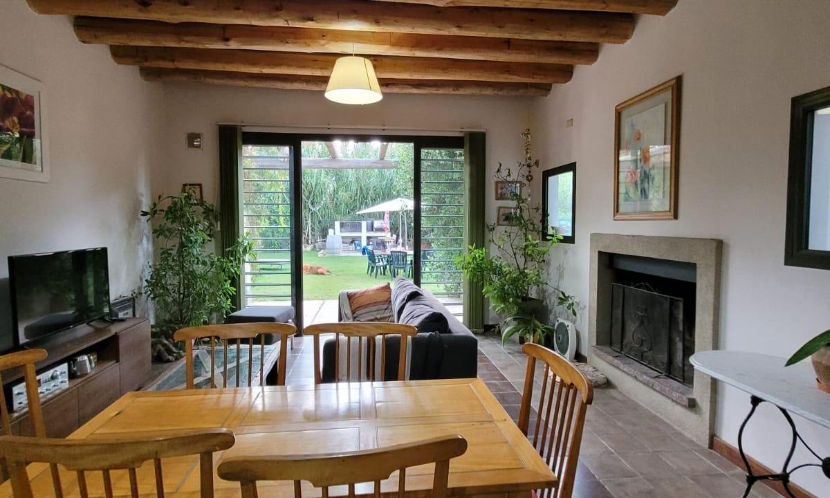 Venta Casa Chacras de Coria Chaco 3870 1