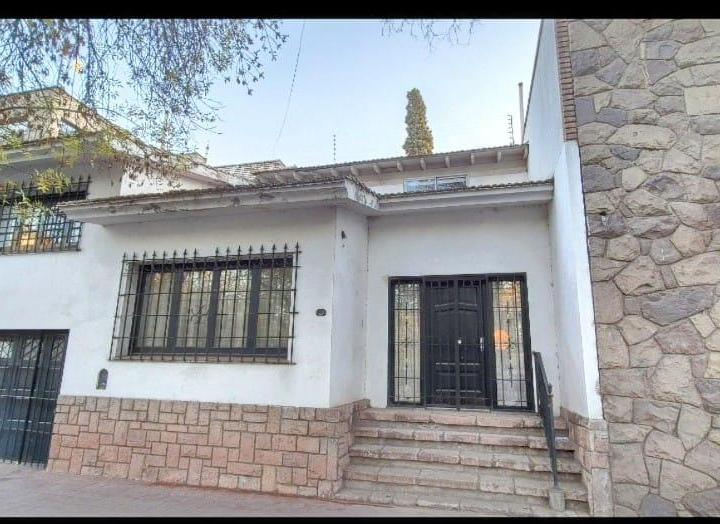 CASA EN VENTA 5TA SECCIÓN 5