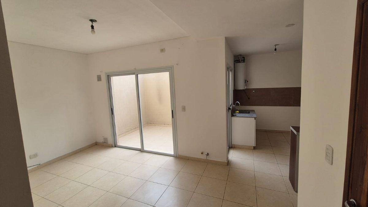 Foto de ALQUILER DE HERMOSO Y AMPLIO DEPARTAMENTO, imagen 5