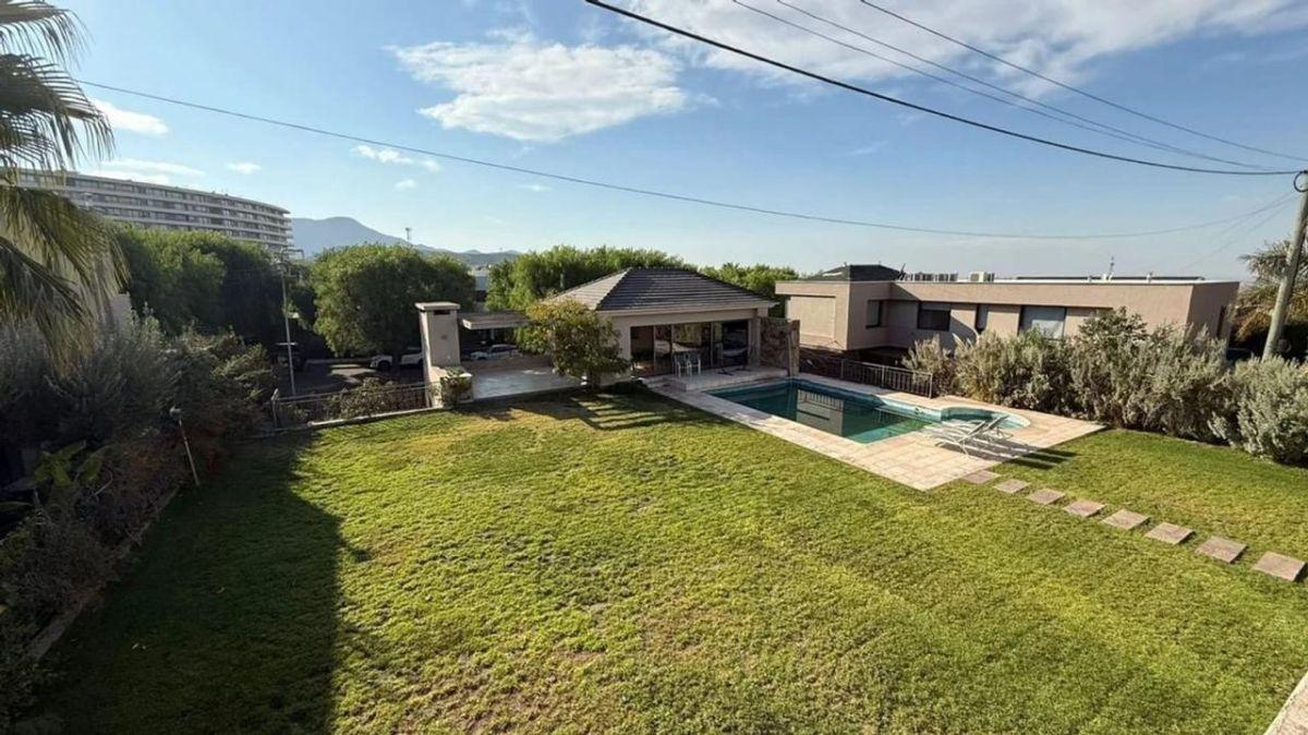 Foto de Casa en BARRIO DALVIAN, imagen 1