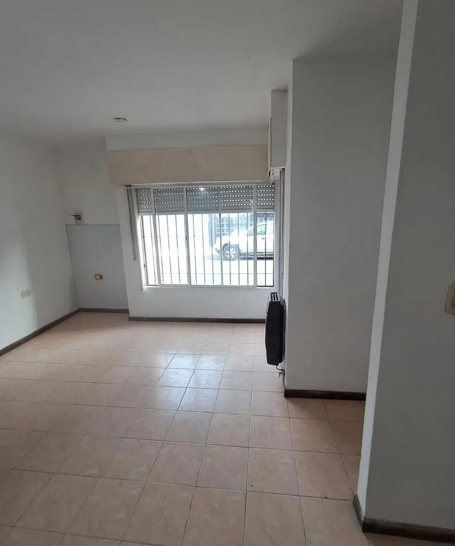 Departamento en San Nicolas De Los Arroyos 5