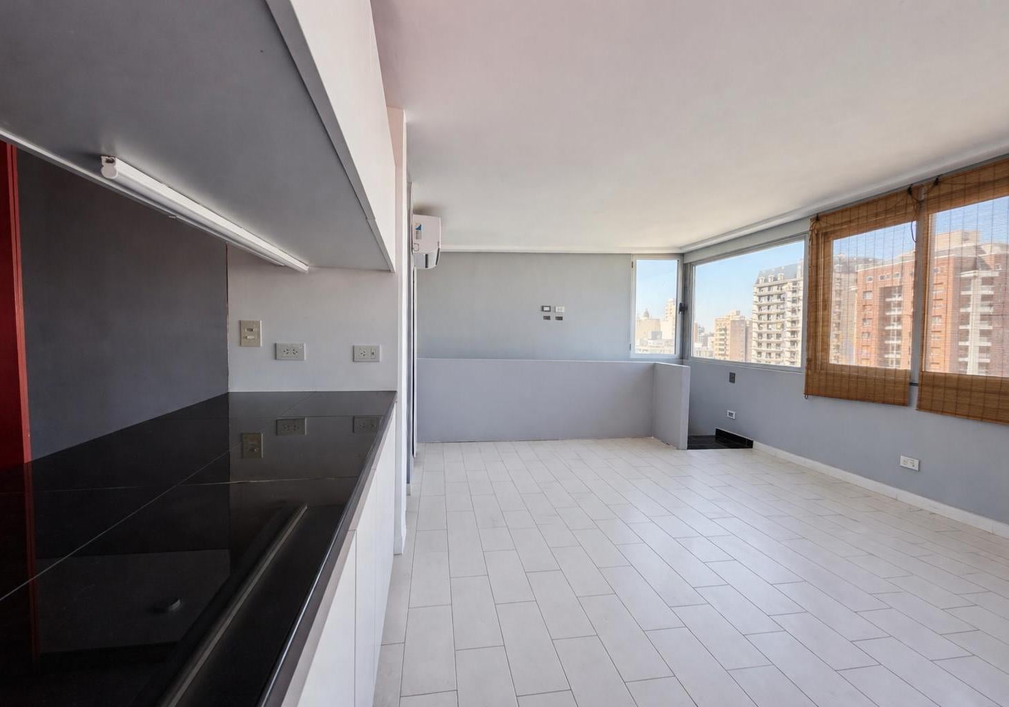 DEPTO DUPLEX EN ALQUILER QUILMES CENTRO, TERRAZA PROPIA