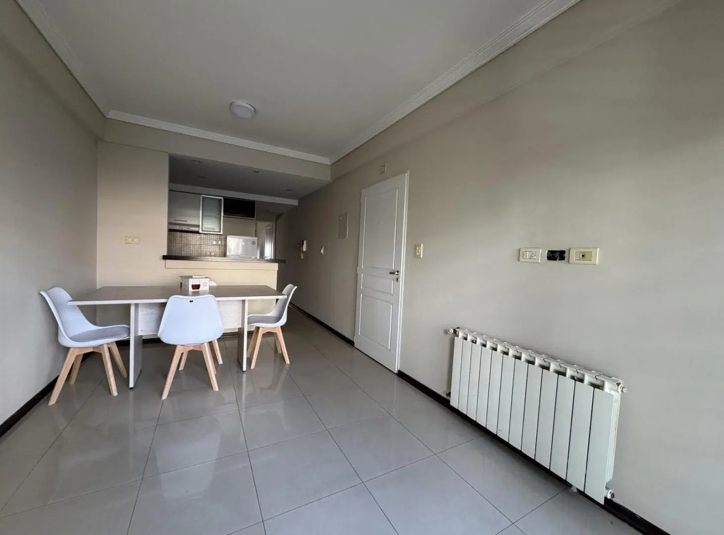 Departamento 2 amb. en alquiler Plaza Conesa 8