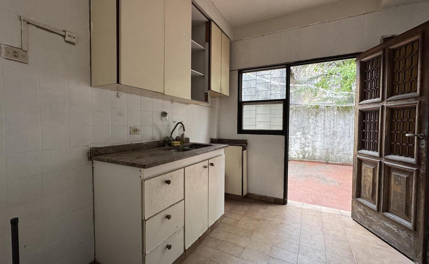 Foto de PH en planta baja con patio, en venta en Quilmes SIN EXPENSAS, imagen 4