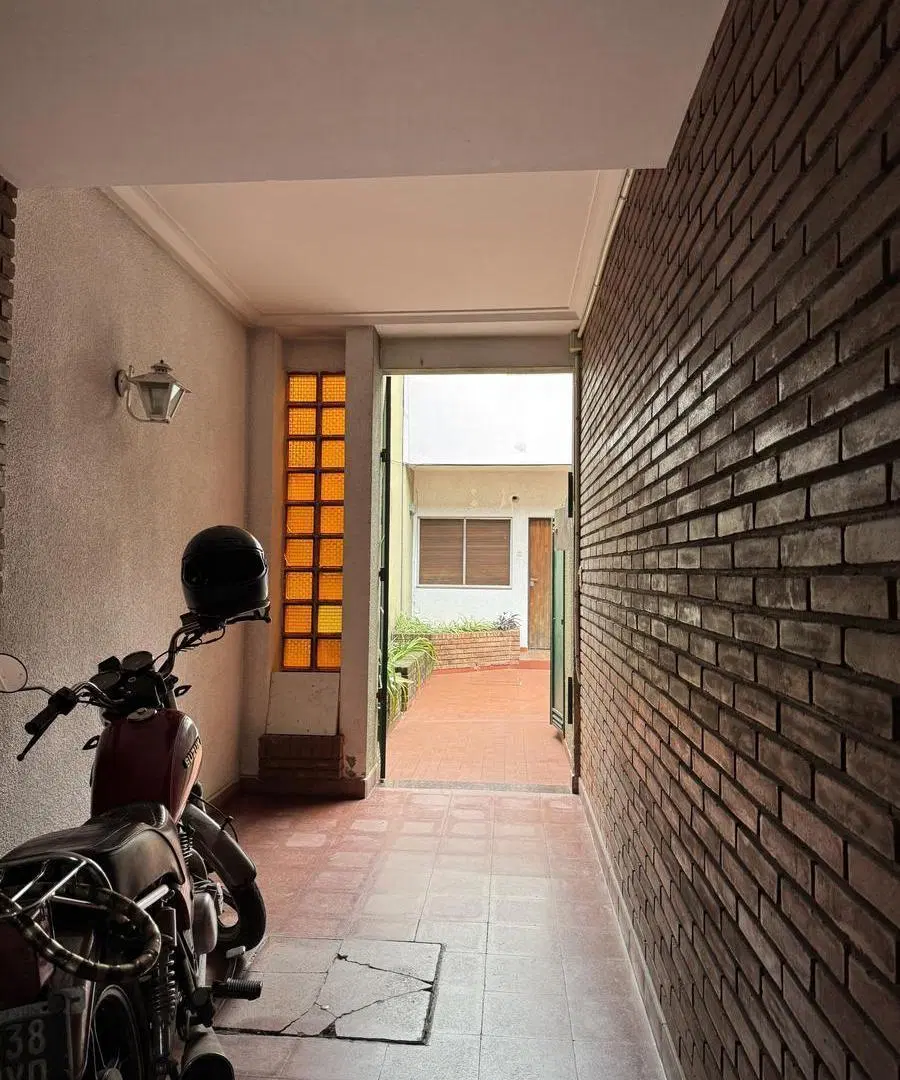 PH en planta baja con patio, en venta en Quilmes SIN EXPENSAS 2