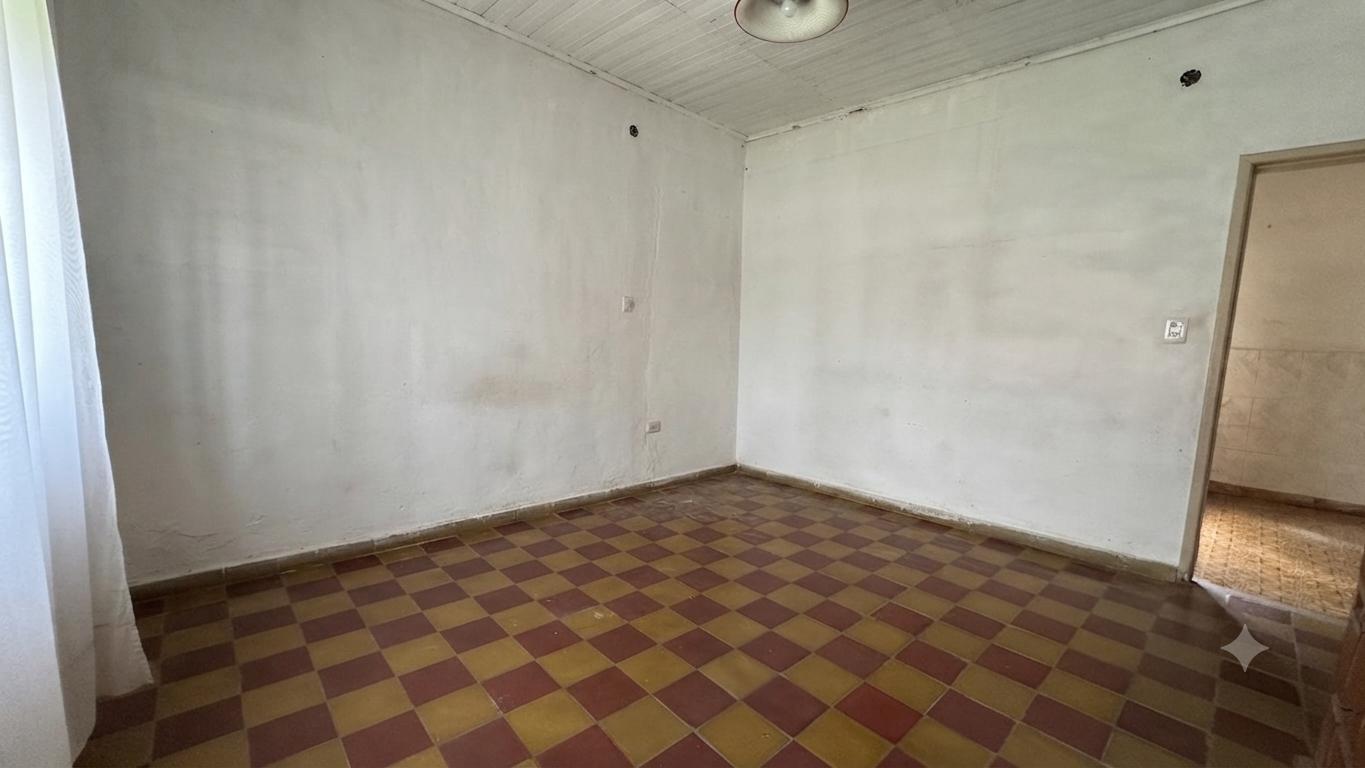Foto de Casa en venta en Quilmes, 6 amb con cochera y patio, imagen 3