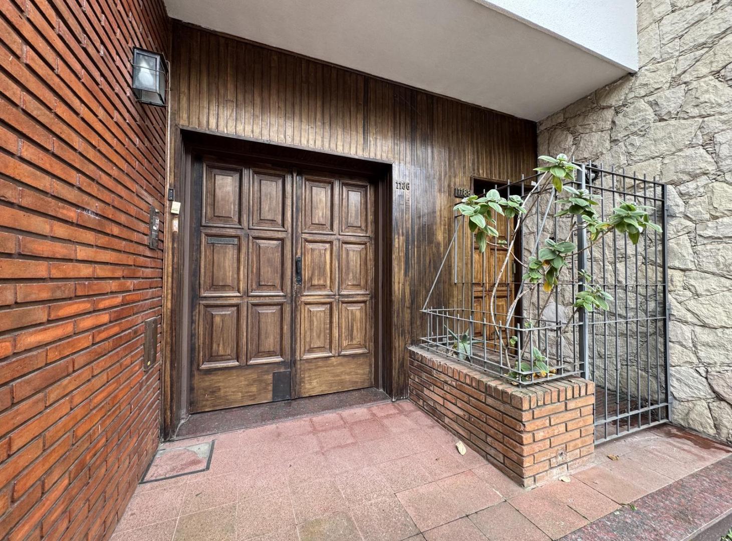 Foto de PH en planta baja con patio, en venta en Quilmes SIN EXPENSAS, imagen 1