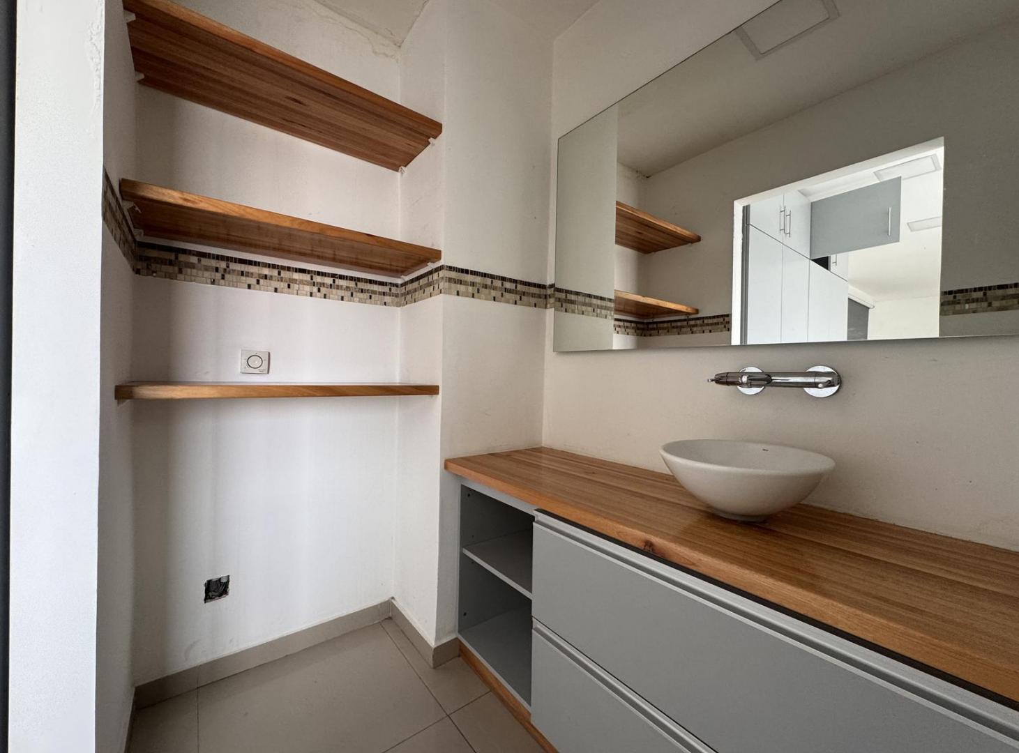 Foto de Departamento loft en Plaza Conesa, con dos balcones y cochera, imagen 5