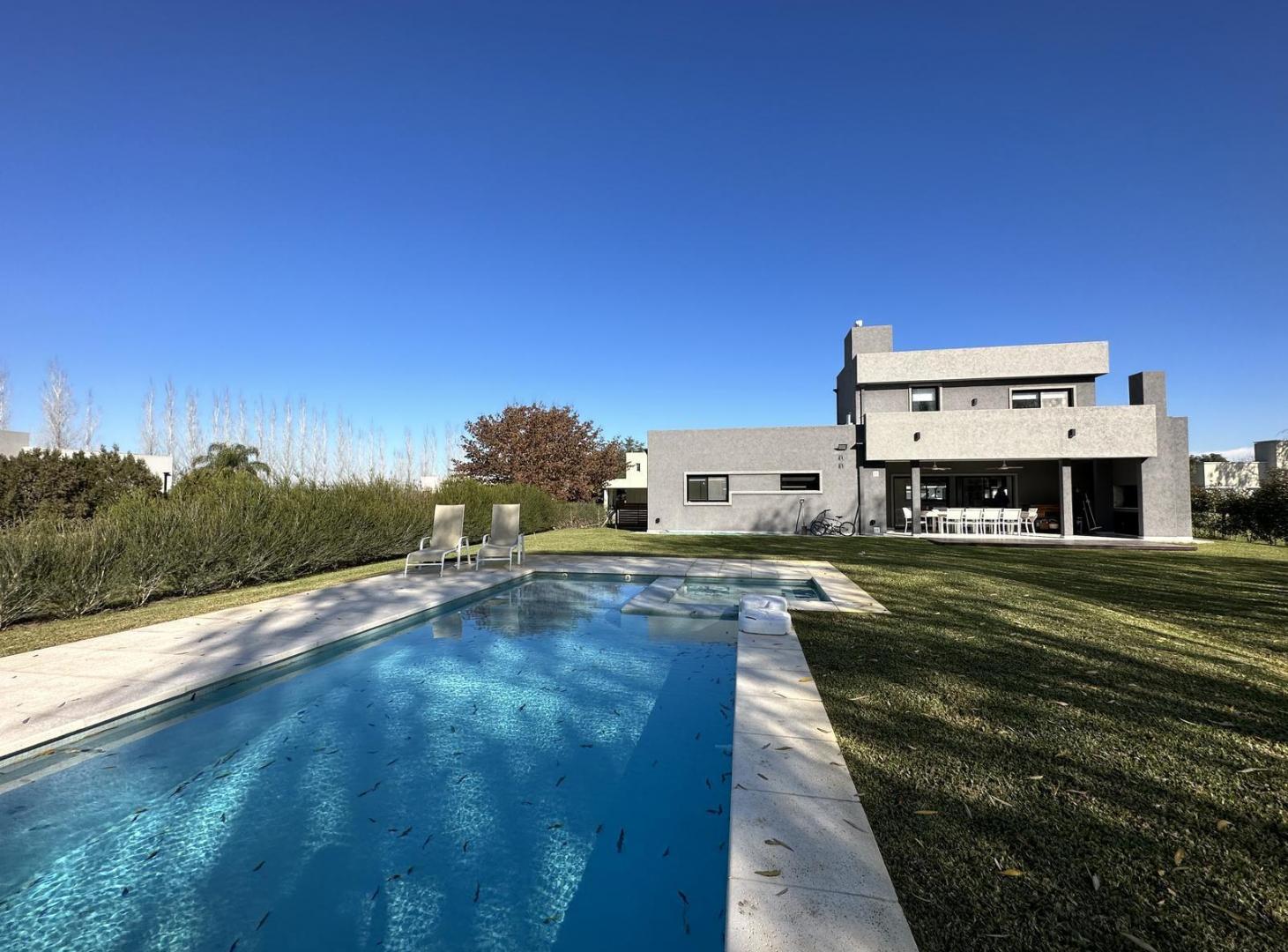 Foto de CASA EN ALQUILER 5 AMB, LA CANDIDA CLUB DE CAMPO TEMPORAL - FEBRERO 2027, imagen 1