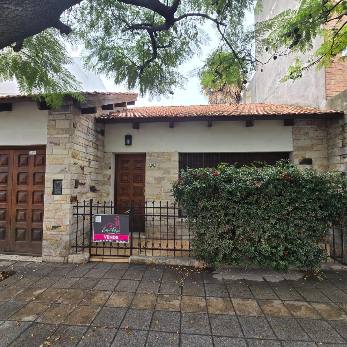 Casa Centro Zapiola 626 1