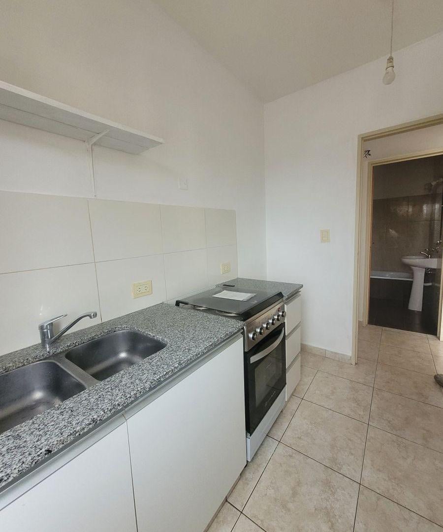 Foto de MONOAMBIENTE EN ALQUILER ️ SAAVEDRA 118, imagen 4